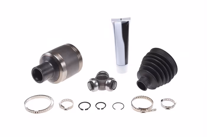 Inner CV joint Jeep Commander front right